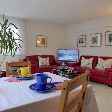 Apartment Oelestrasse 21 *